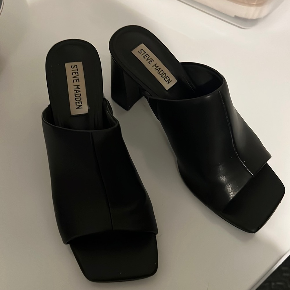 Steve Madden leather mules